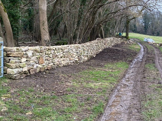 Drystone Walls and Vineyards via Stagecoaches, Boats and Barges